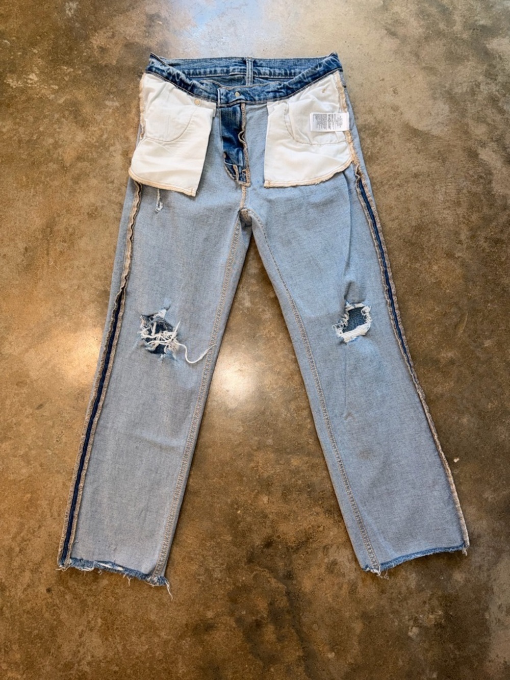 GAP Low Rise Straight Crop Jeans Distressed Raw Hem Medium Wash Size 27 - Picture 7 of 9